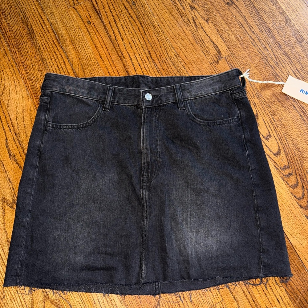 H&M Black Mini Denim Skirt NWT